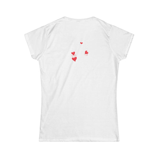 Aimer c'est Vivre (To love is to live) Women's Softstyle Tee
